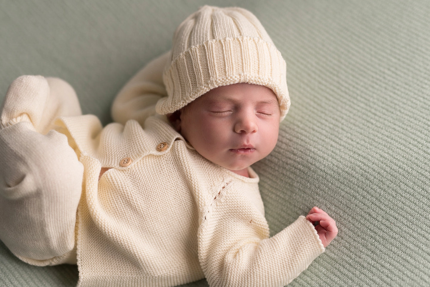 Babykleidung Neugeborenen-Set Creme-Weiß mit Mütze