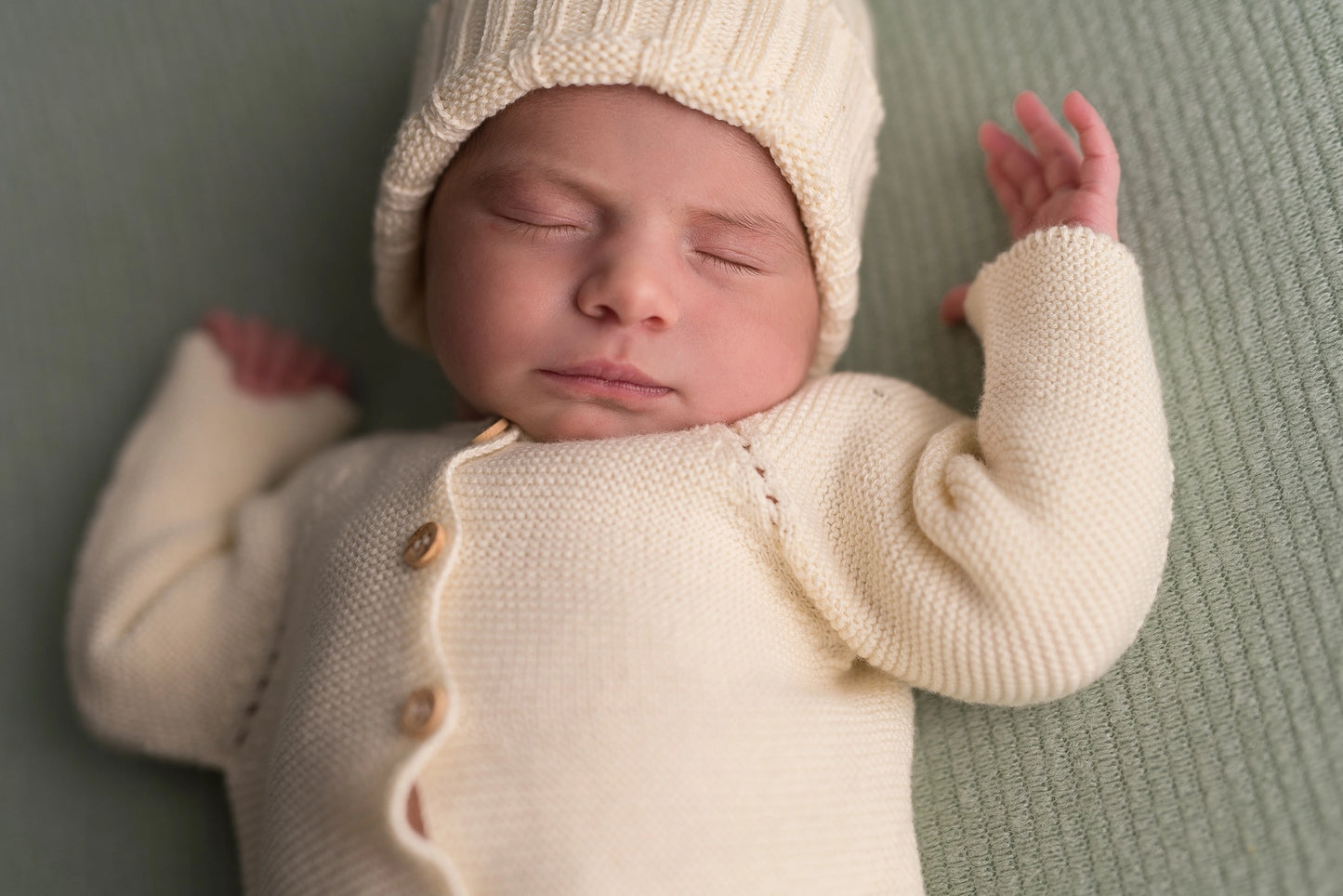 Babykleidung Neugeborenen-Set Creme-Weiß mit Mütze